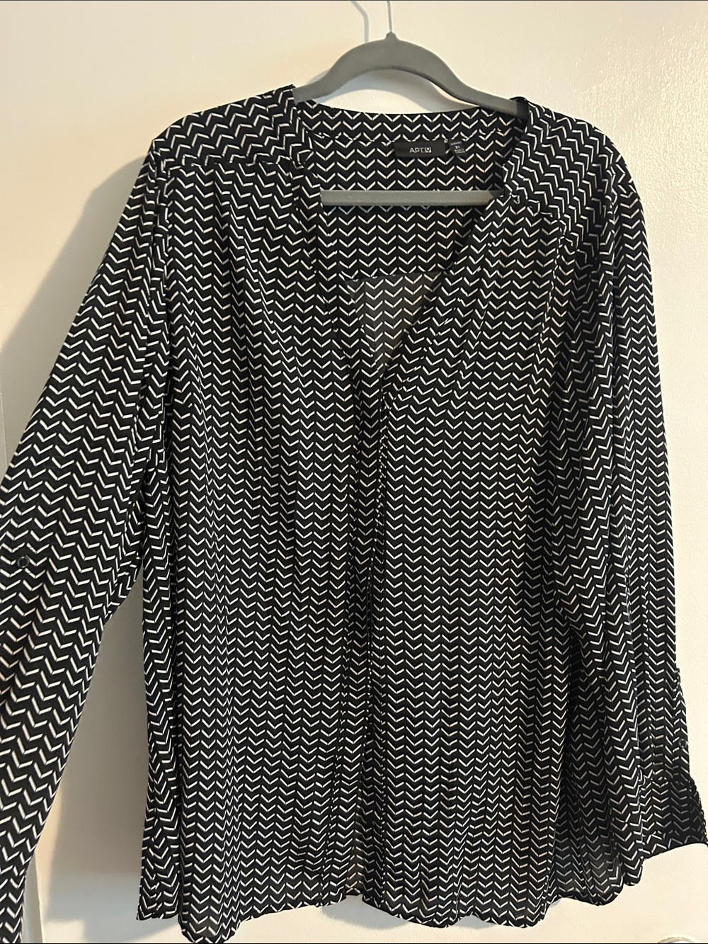 Apt. 9 Black & White Chevron Button-Down Shirt